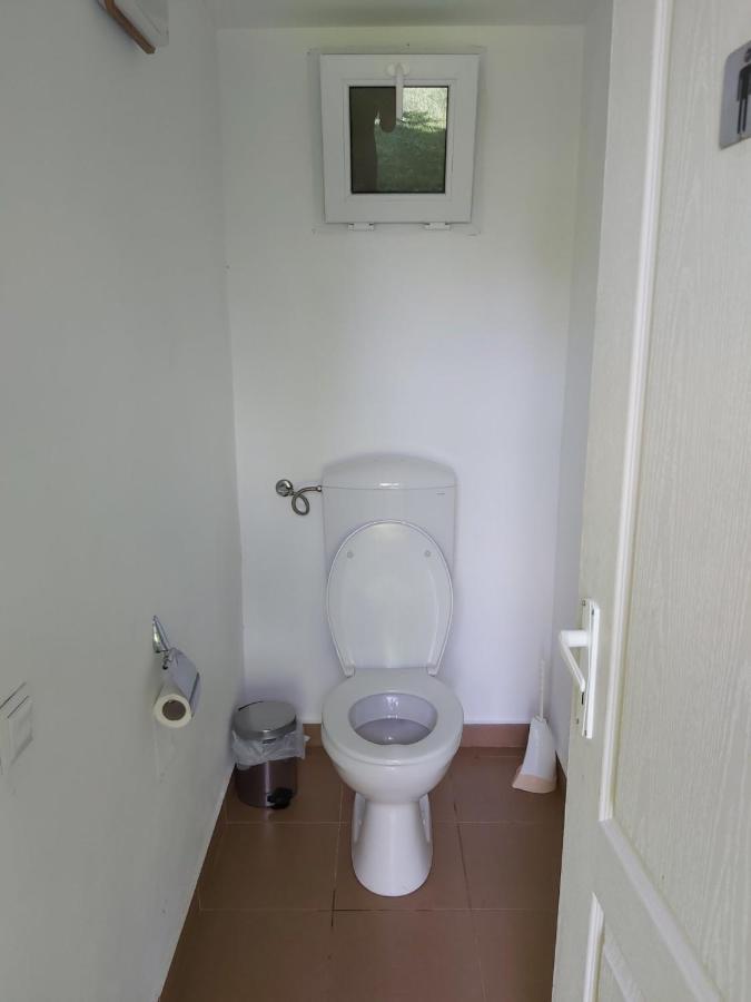 Bungalow Camping Edelweiss - Floare De Colt - Gyopar Rimetea Exteriör bild