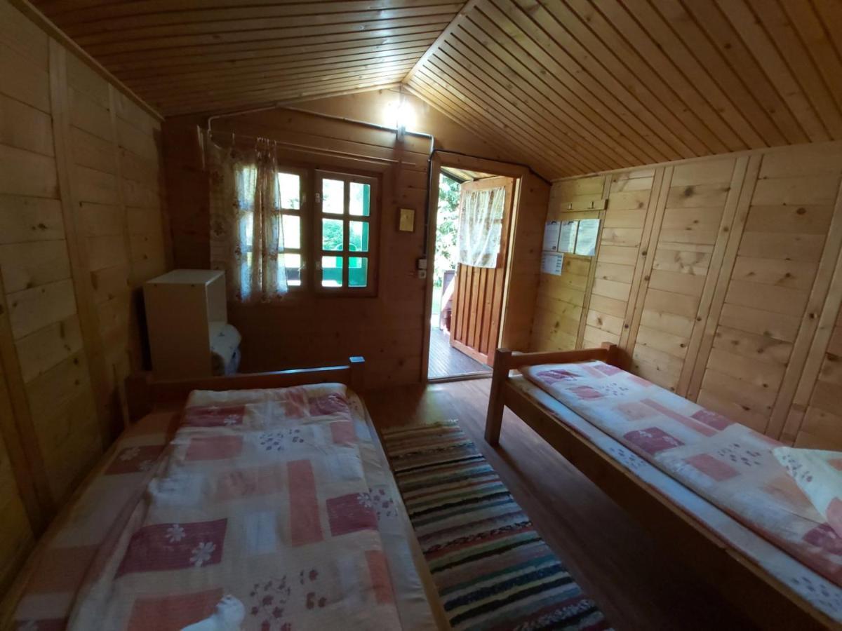 Bungalow Camping Edelweiss - Floare De Colt - Gyopar Rimetea Exteriör bild